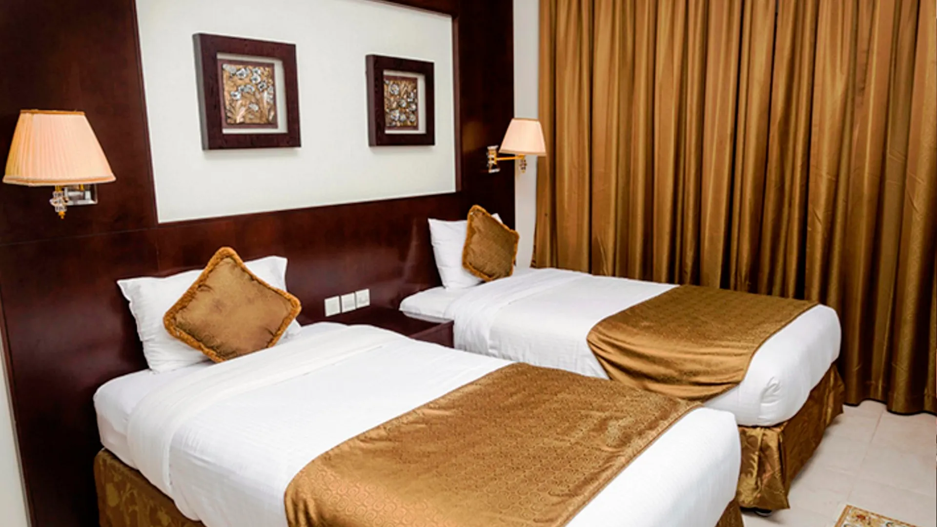 Arabian Dreams Hotel Apartments Dubai 4*,