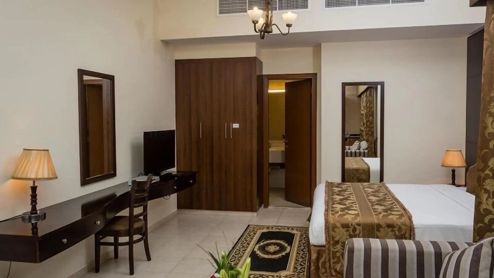 Arabian Dreams Hotel Apartments Dubai