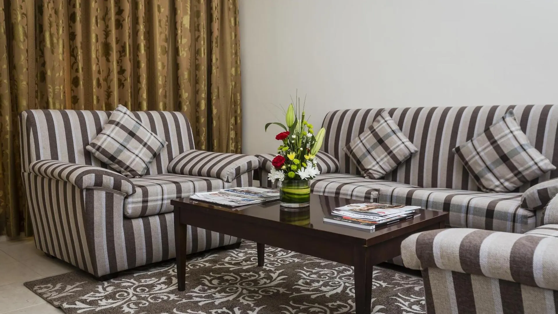 Arabian Dreams Hotel Apartments Dubai 4*,  United Arab Emirates