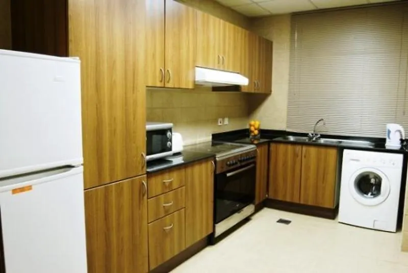Arabian Dreams Hotel Apartments Dubai 4*,
